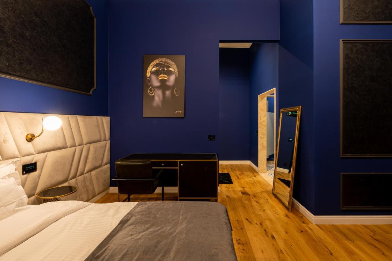 Boutique Hotel Cocosul De Aur Тыргу-Муреш Экстерьер фото