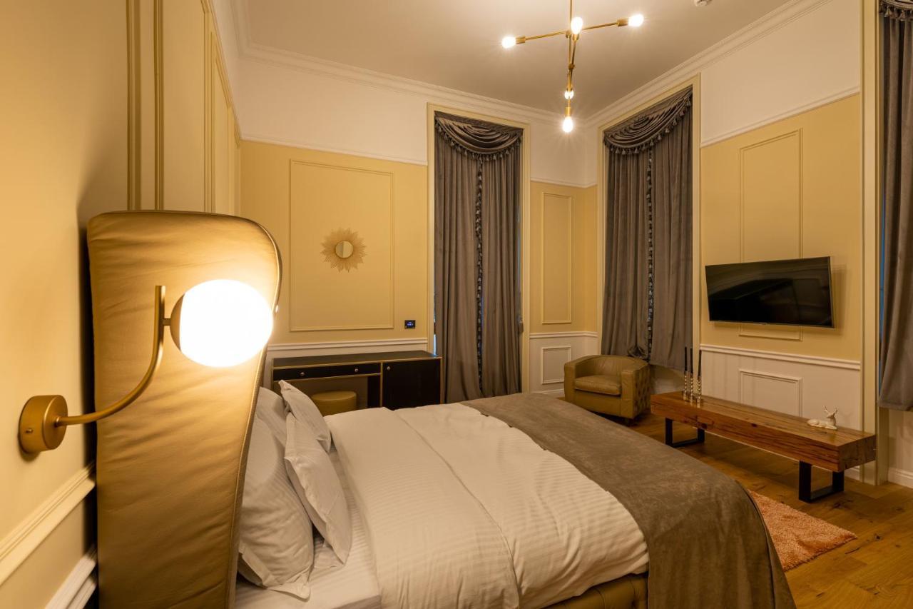 Boutique Hotel Cocosul De Aur Тыргу-Муреш Экстерьер фото