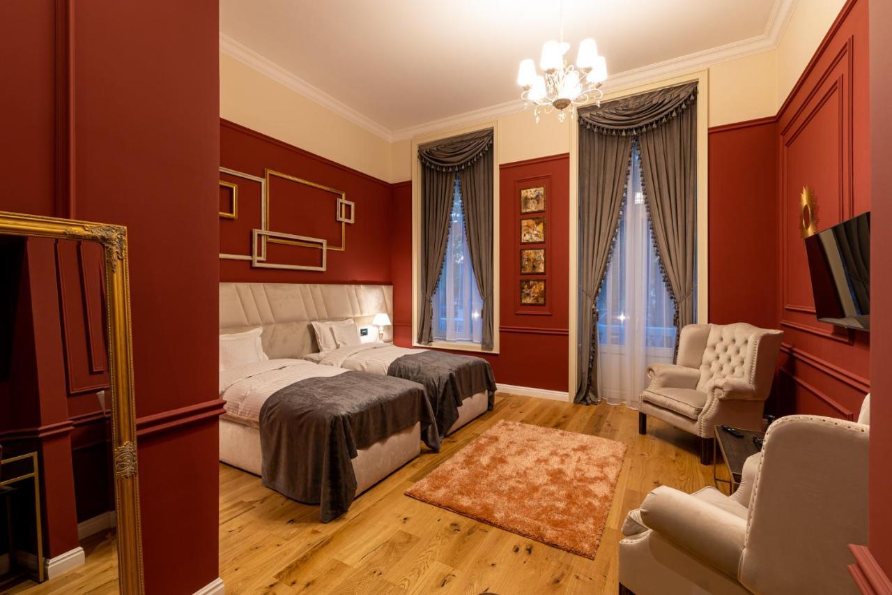 Boutique Hotel Cocosul De Aur Тыргу-Муреш Экстерьер фото