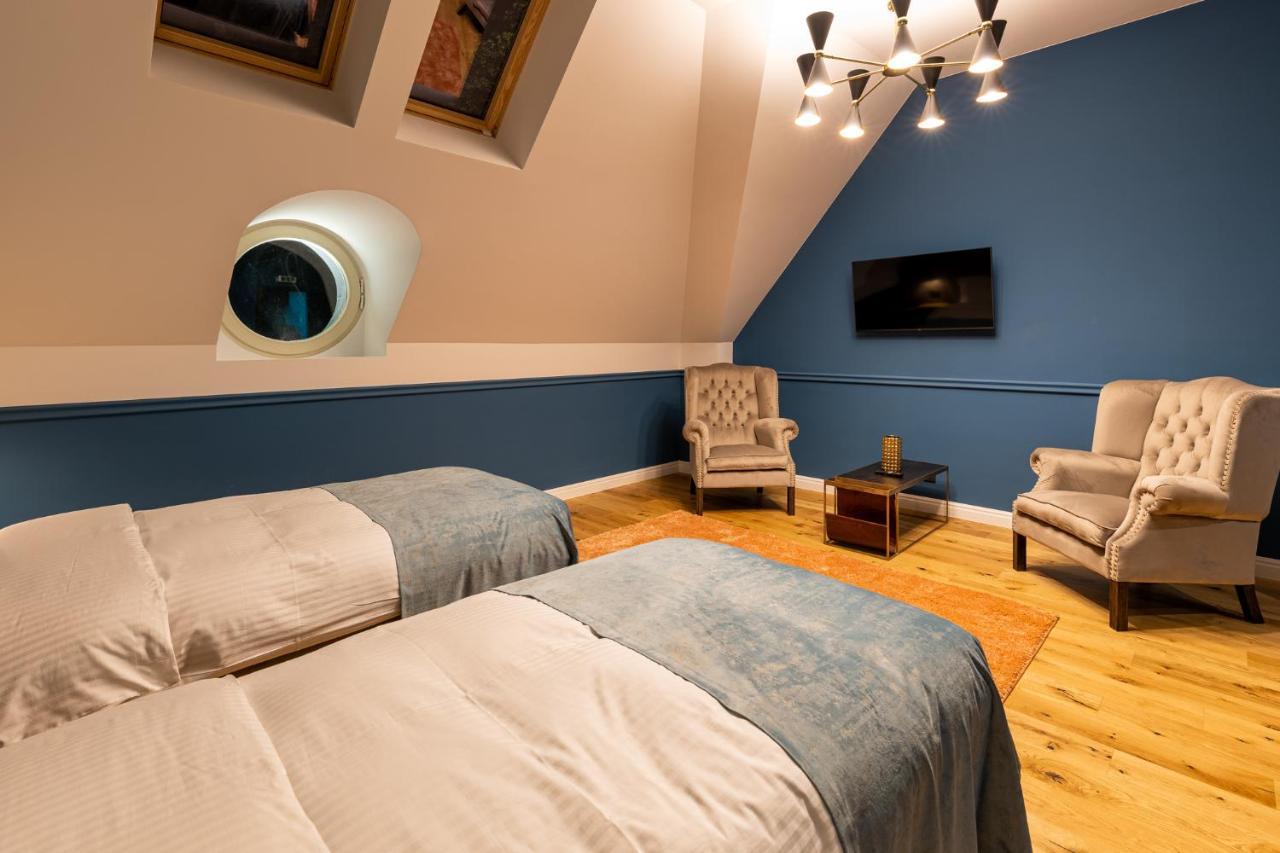 Boutique Hotel Cocosul De Aur Тыргу-Муреш Экстерьер фото