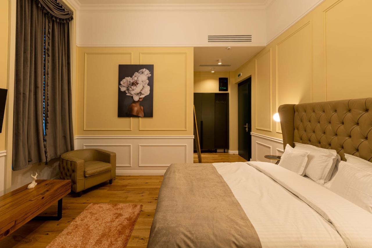 Boutique Hotel Cocosul De Aur Тыргу-Муреш Экстерьер фото