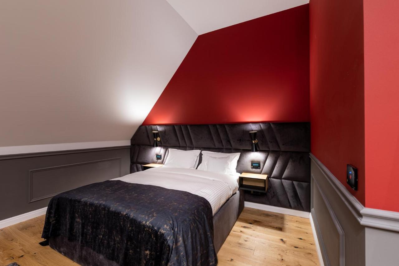Boutique Hotel Cocosul De Aur Тыргу-Муреш Экстерьер фото