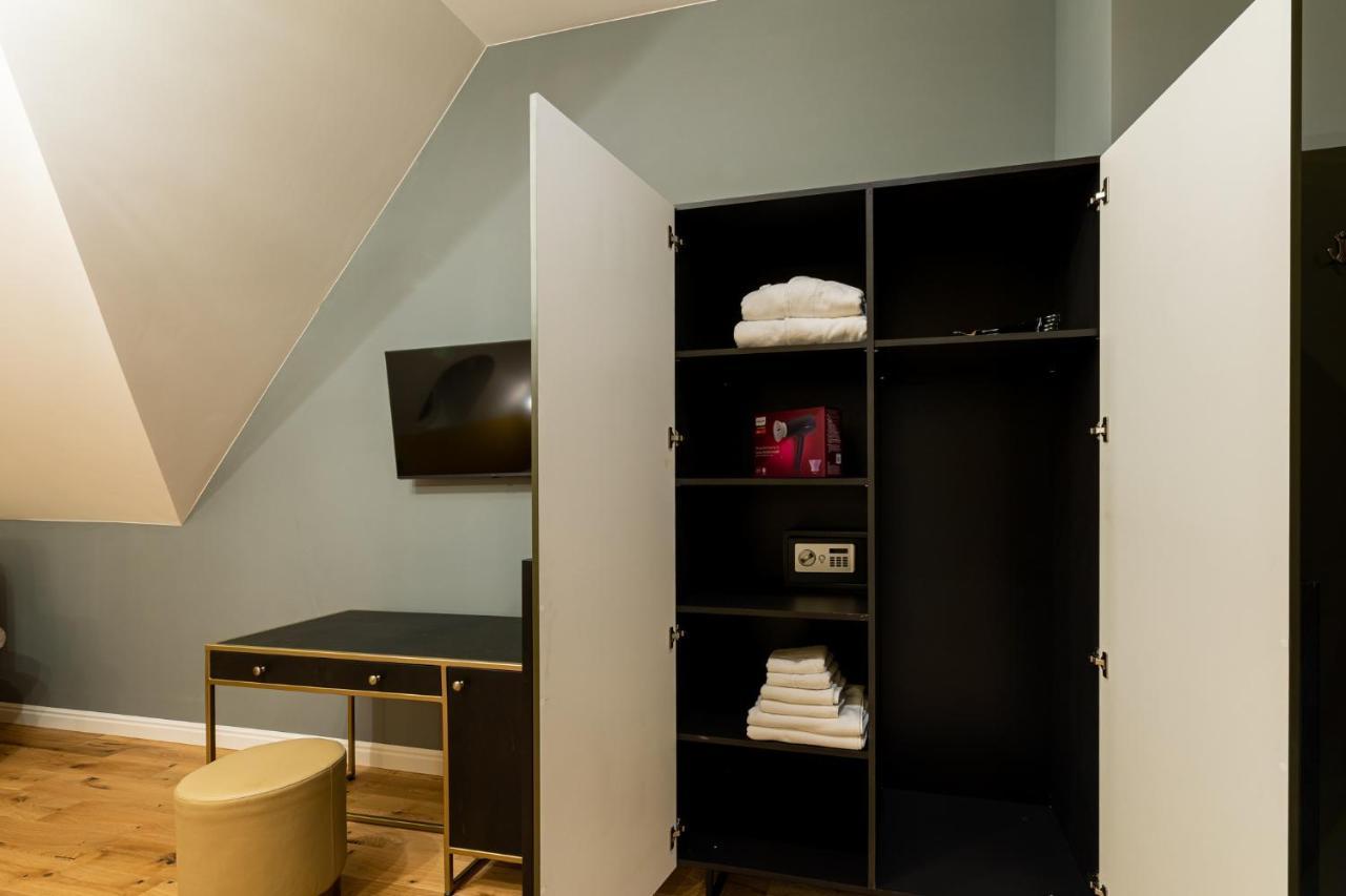 Boutique Hotel Cocosul De Aur Тыргу-Муреш Экстерьер фото