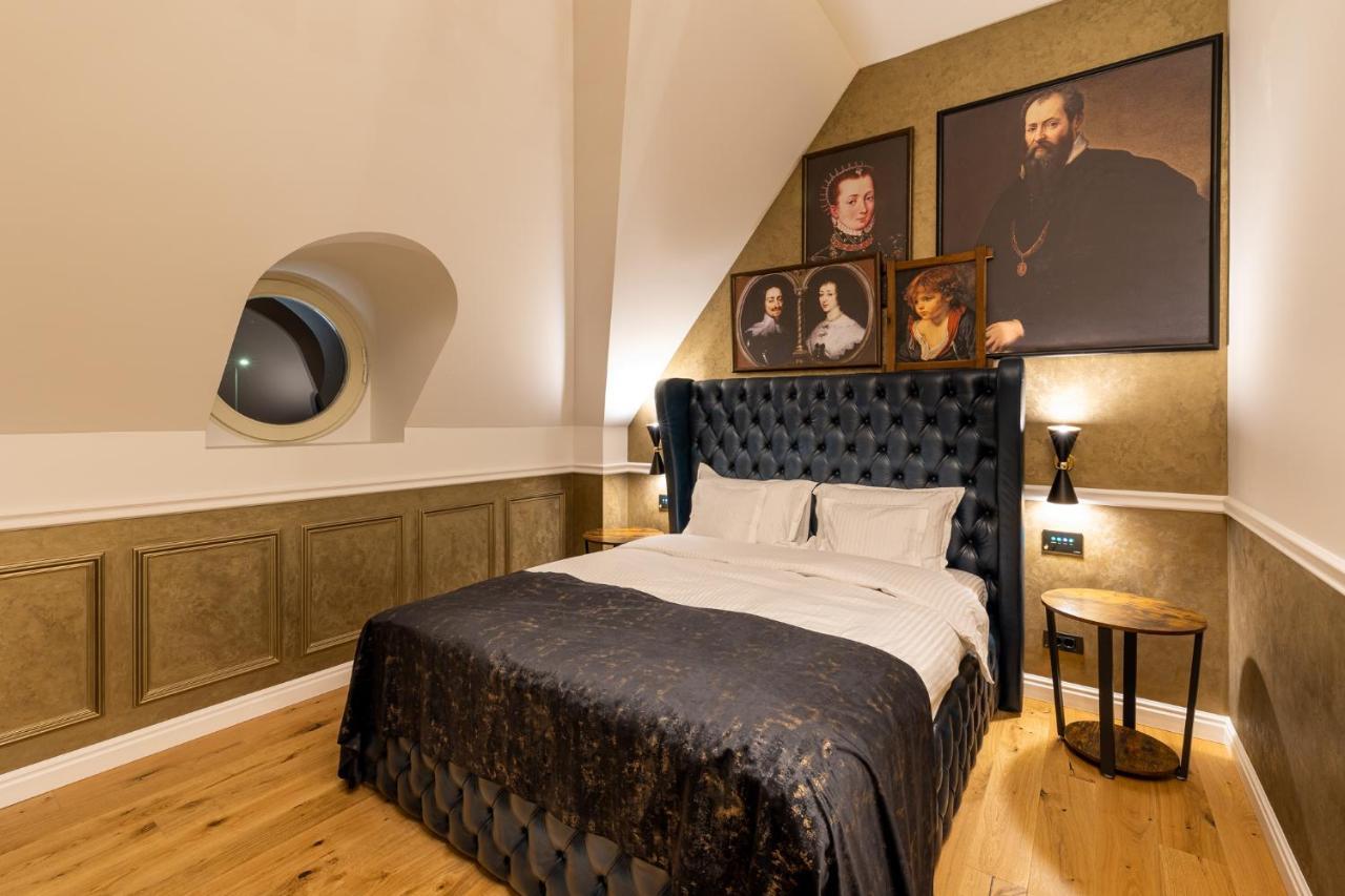 Boutique Hotel Cocosul De Aur Тыргу-Муреш Экстерьер фото